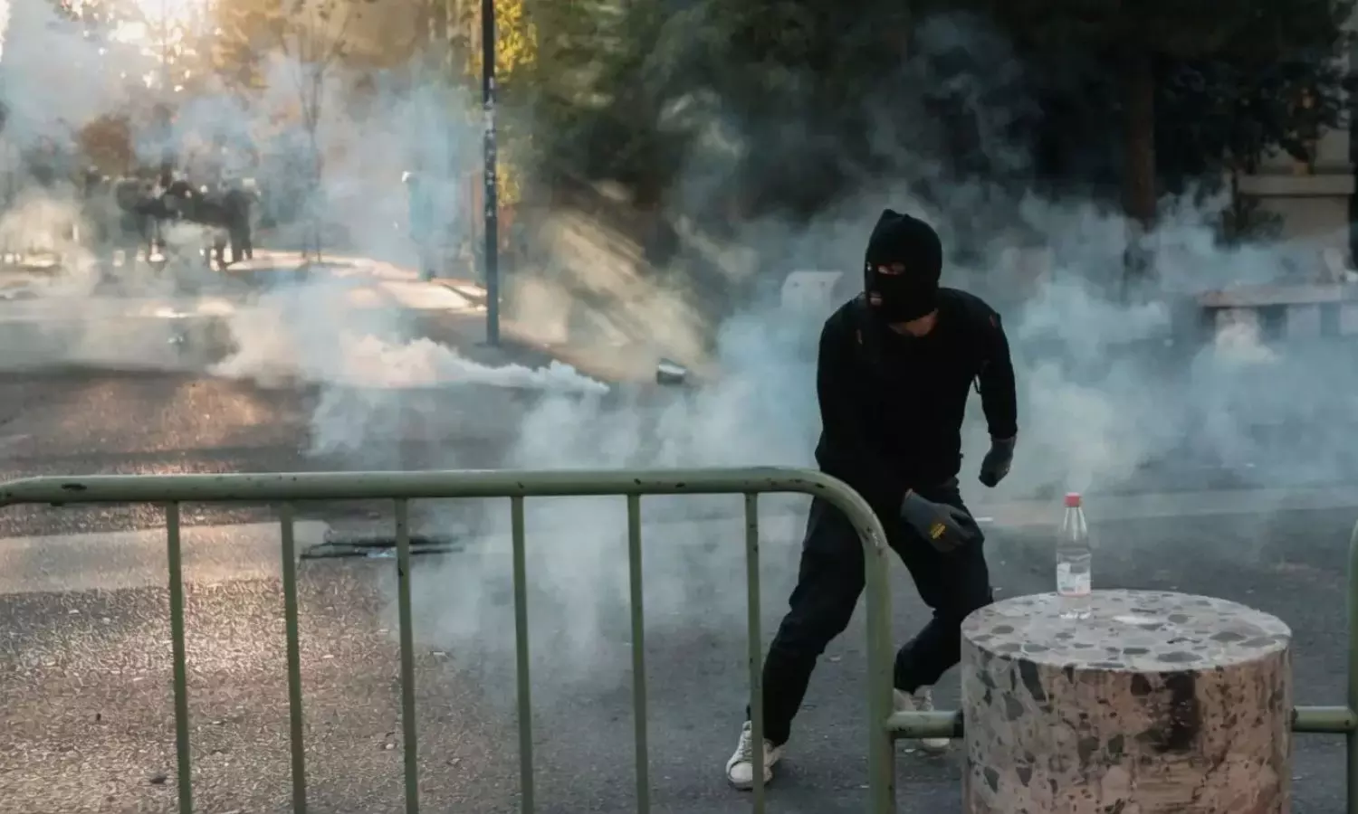 Albania Protests: అట్టుడుకుతున్న అల్బేనియా... ప్రధాని రాజీనామా చేయాల్సిందేనంటున్న ప్రజలు