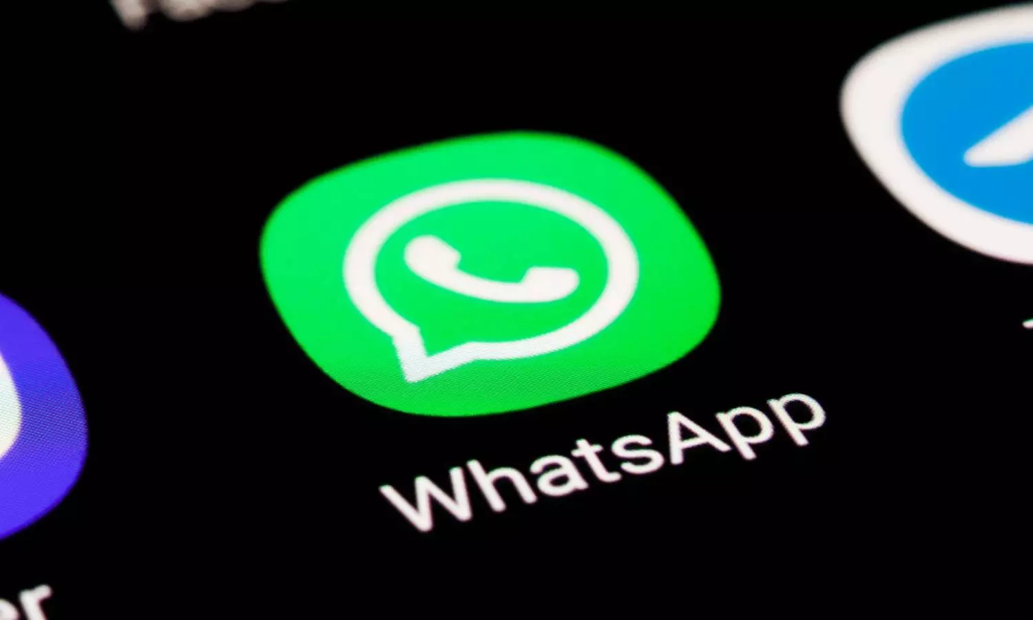 WhatsApp WhatsApp